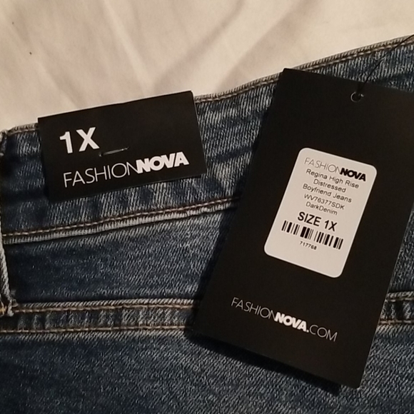 Brand New! Fashion Nova Curve Jeans - Picture 5 of 7